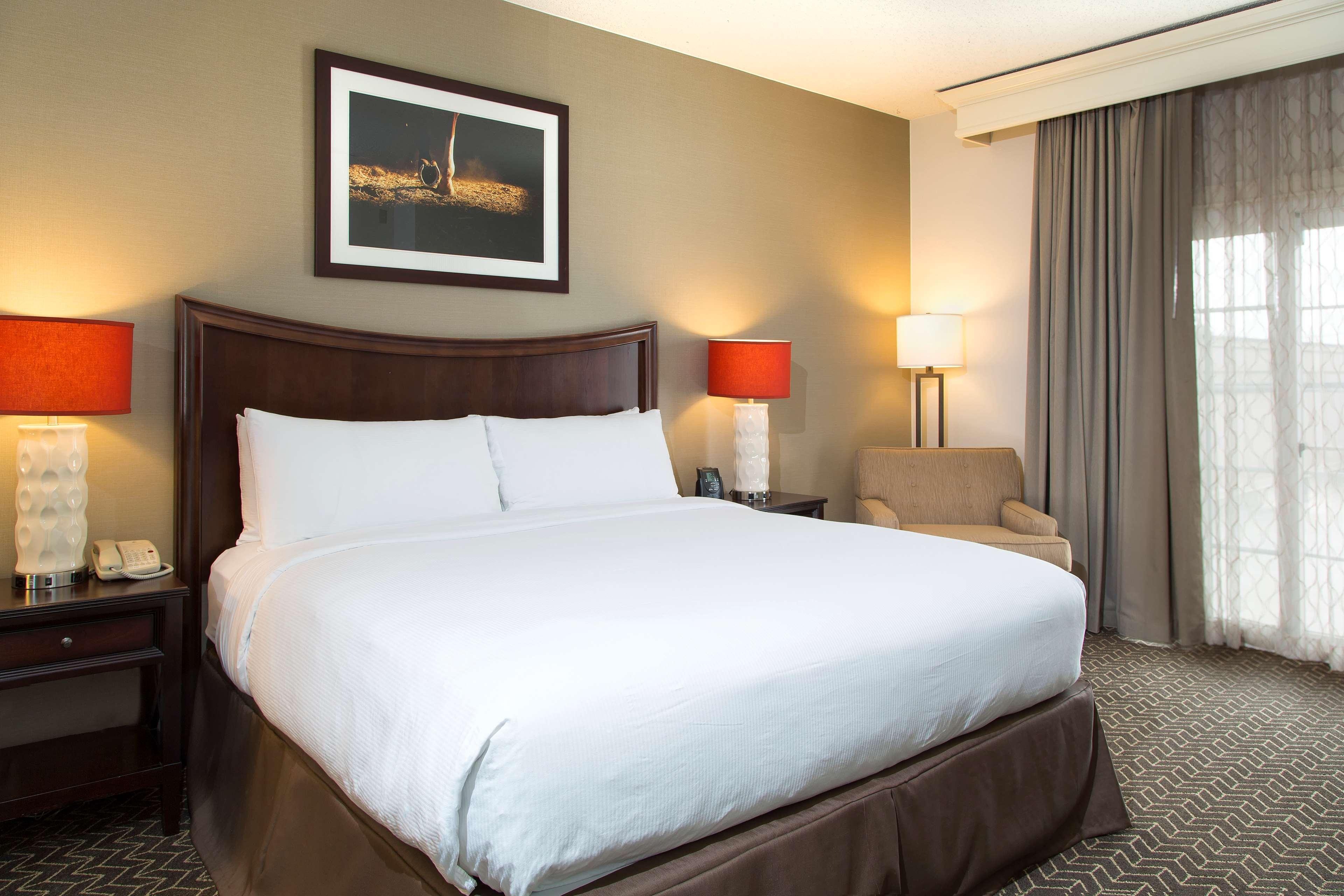 Doubletree Suites By Hilton Lexington Buitenkant foto
