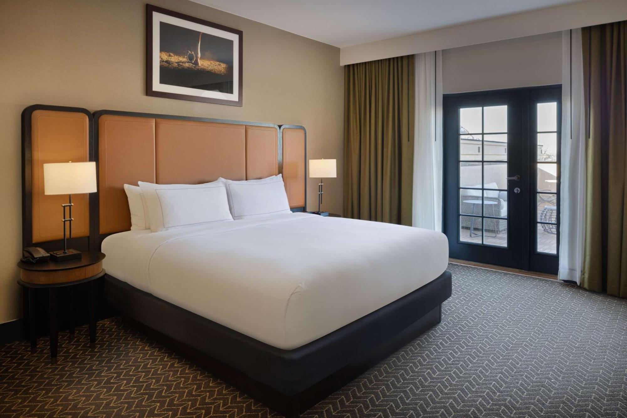 Doubletree Suites By Hilton Lexington Buitenkant foto
