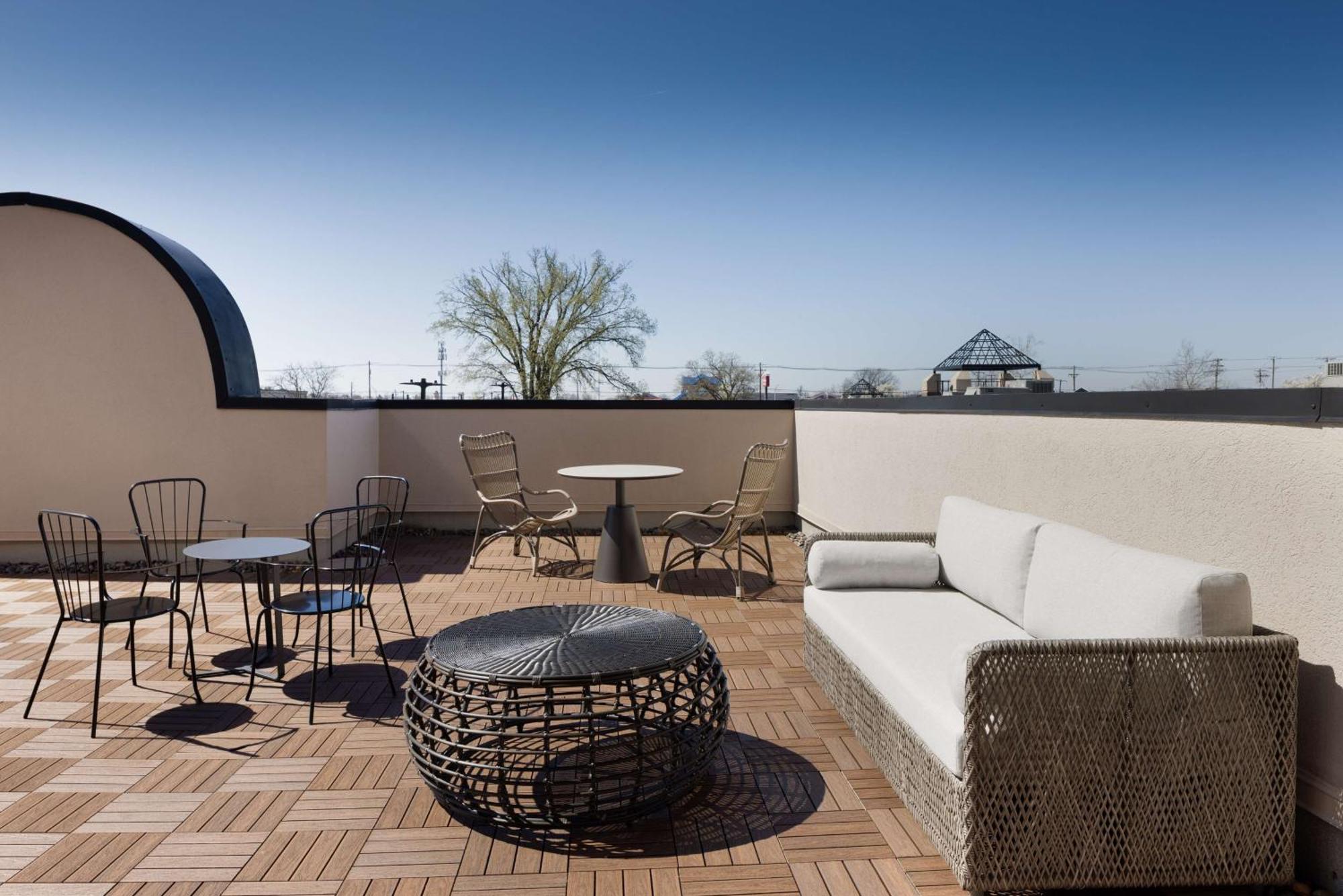 Doubletree Suites By Hilton Lexington Buitenkant foto