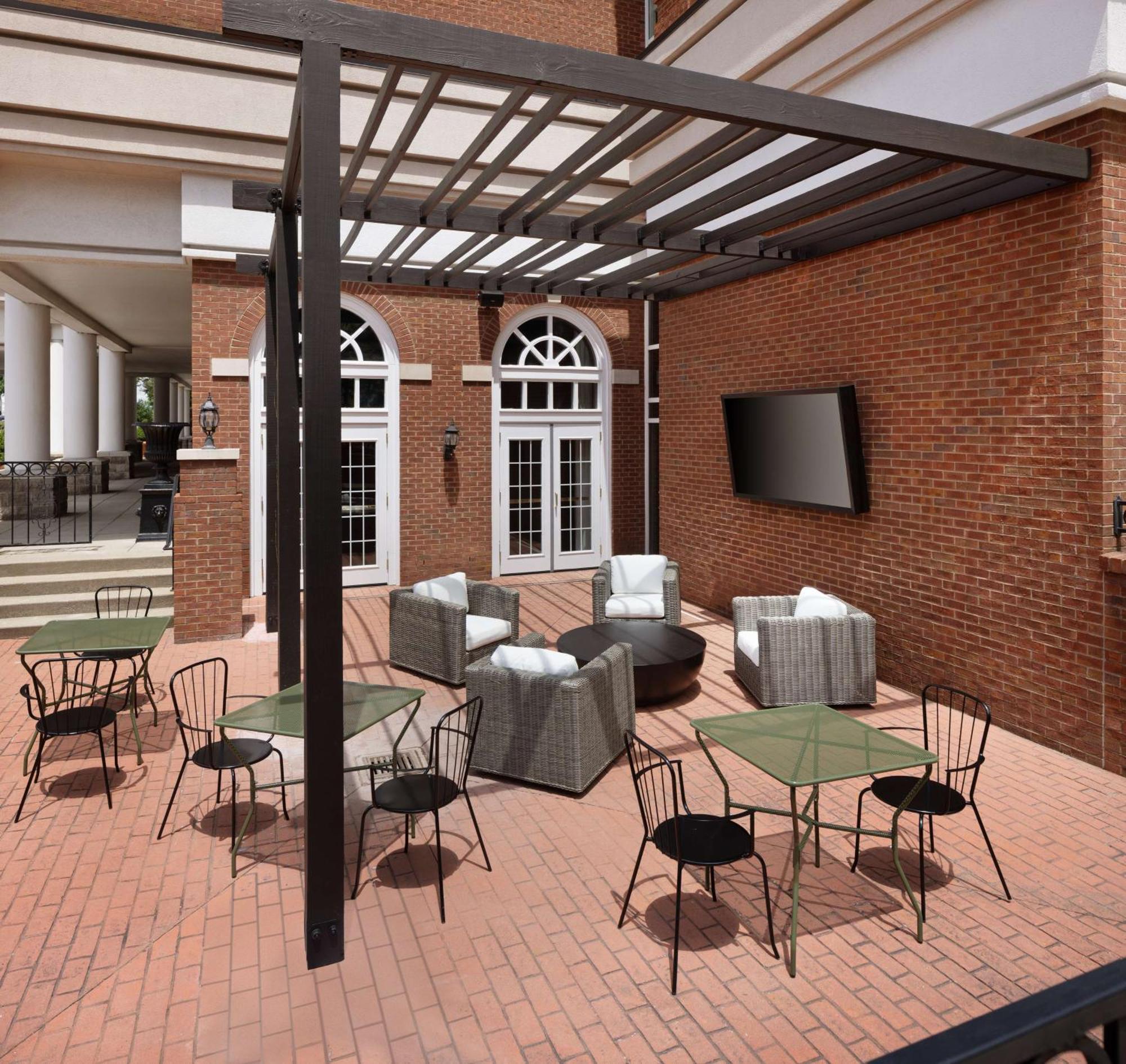 Doubletree Suites By Hilton Lexington Buitenkant foto